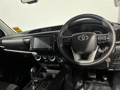 2022 Toyota HILUX - Thumbnail