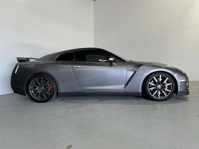 2013 Nissan GTR - Thumbnail